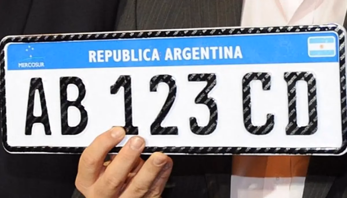 ¿Cómo puedo comunicarme con Absa?