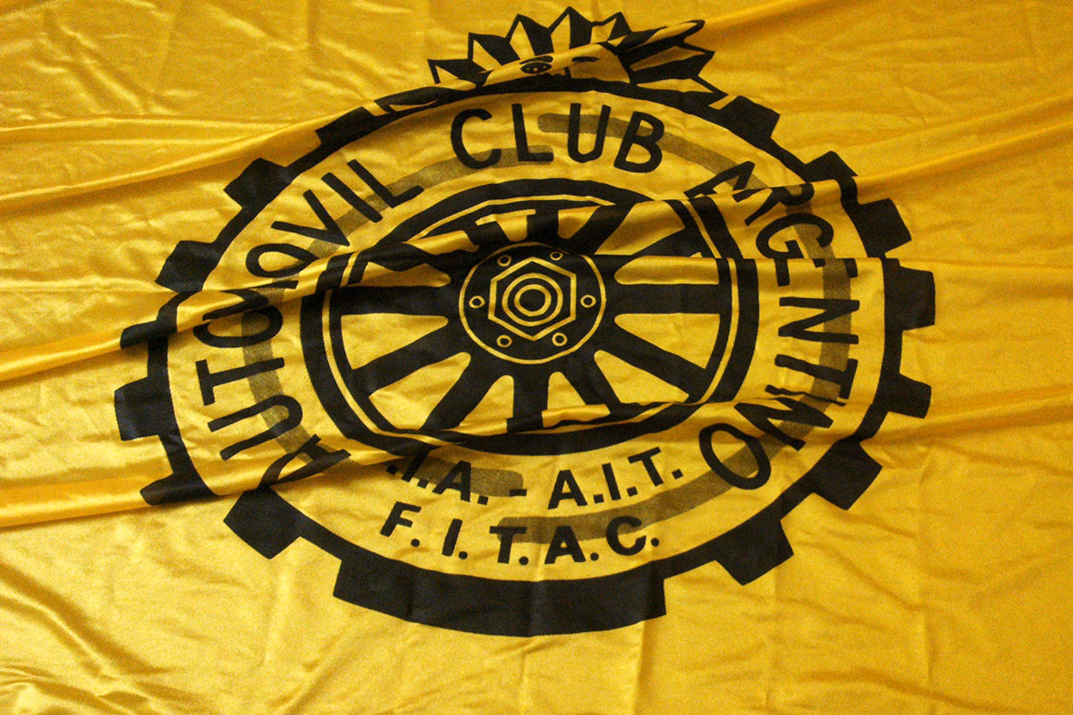 ¿Cuándo se es socio vitalicio de un club?