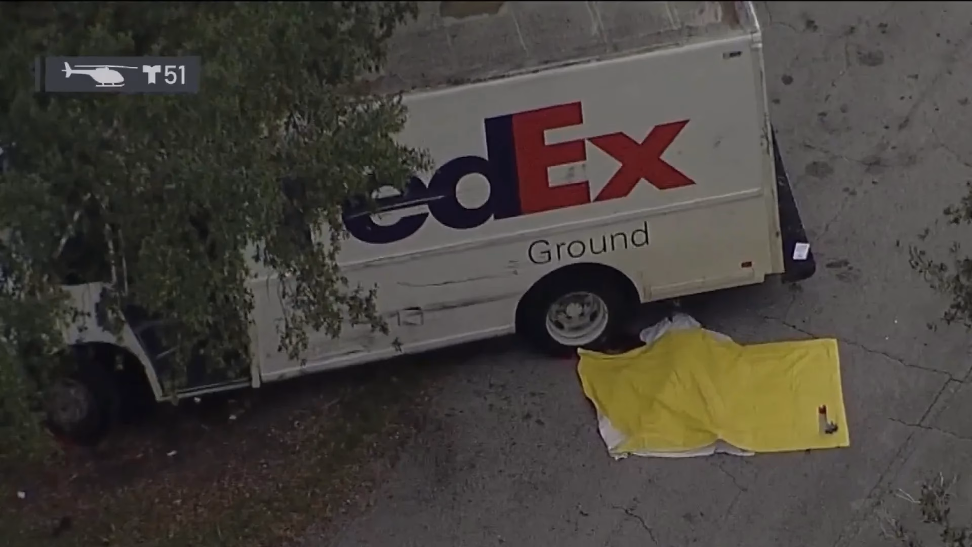 ¿Puedo demandar a FedEx por una lesión en un accidente de camión?