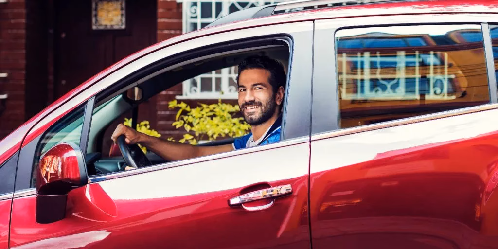 ¿Qué modelo de carro se puede usar en Uber?