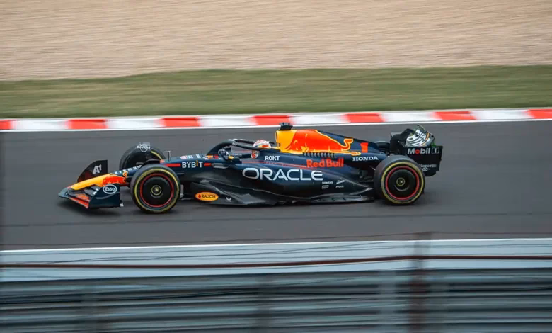 ¿Cómo hacer que un coche de carreras sea aerodinámico?