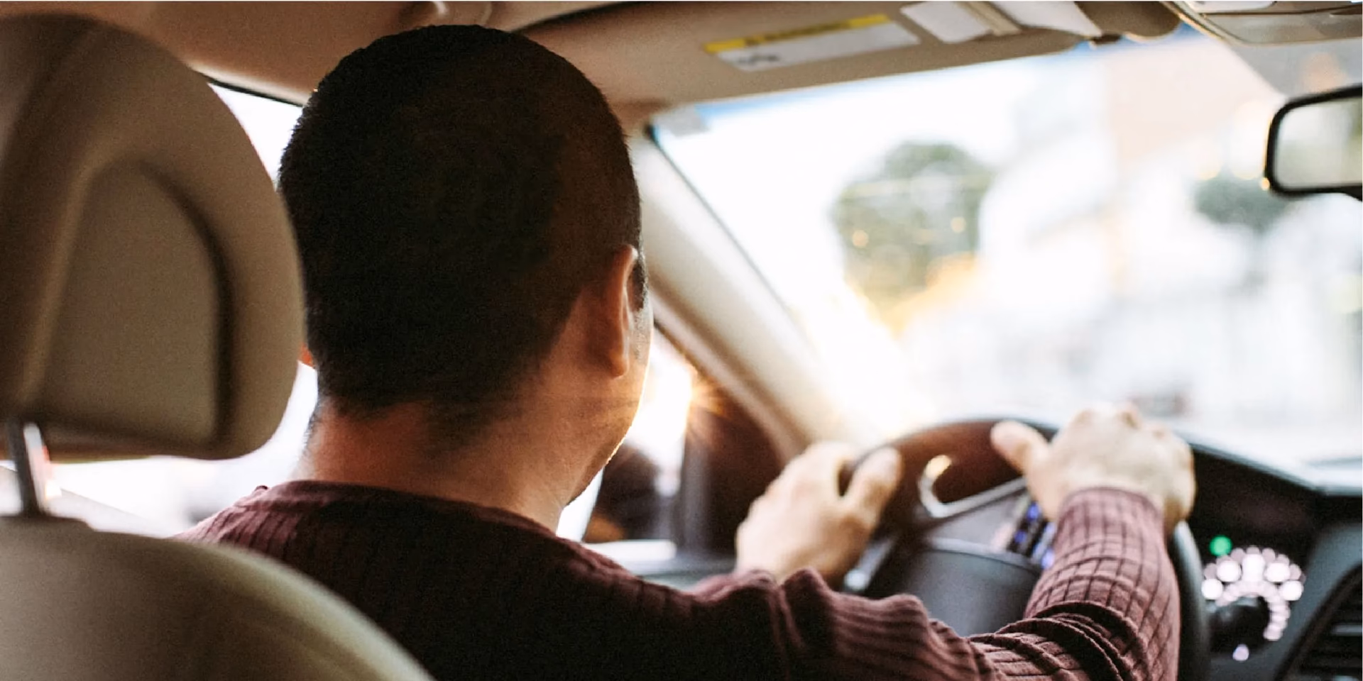 ¿Puedo financiar un auto si conduzco en Uber?