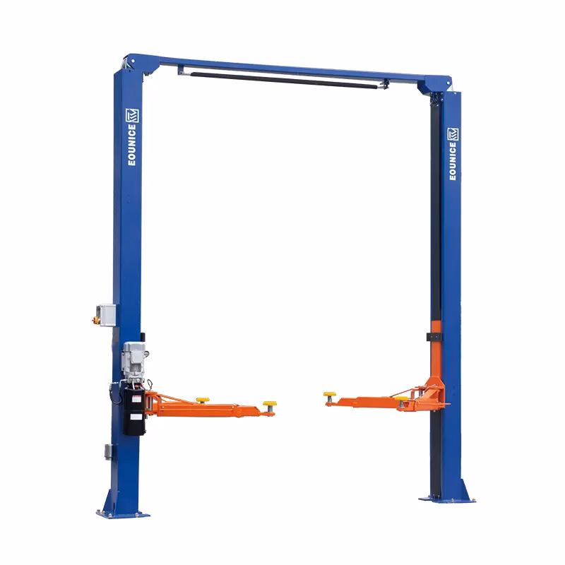 ¿Cómo se llaman los elevadores para autos?