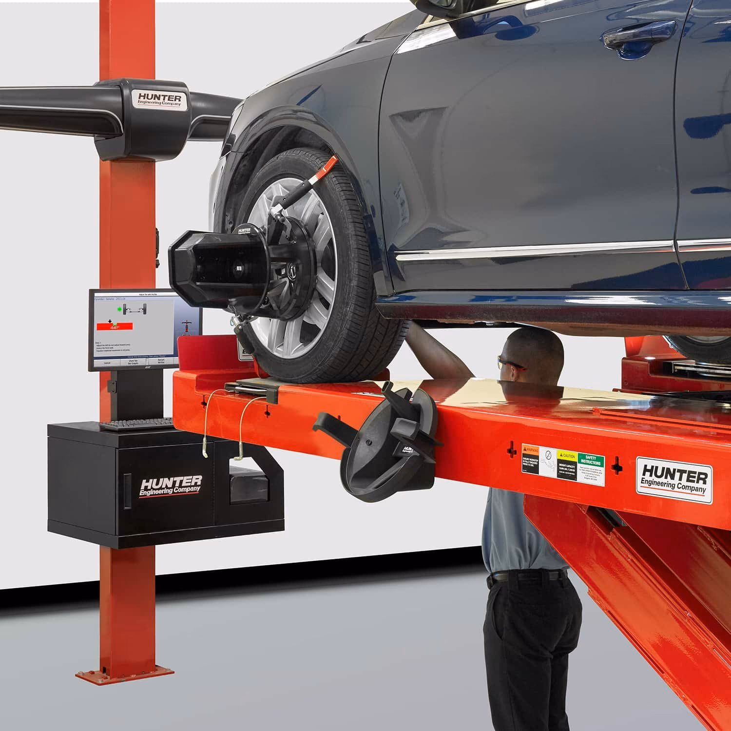 ¿Cuánto cobran por alinear un carro USA?