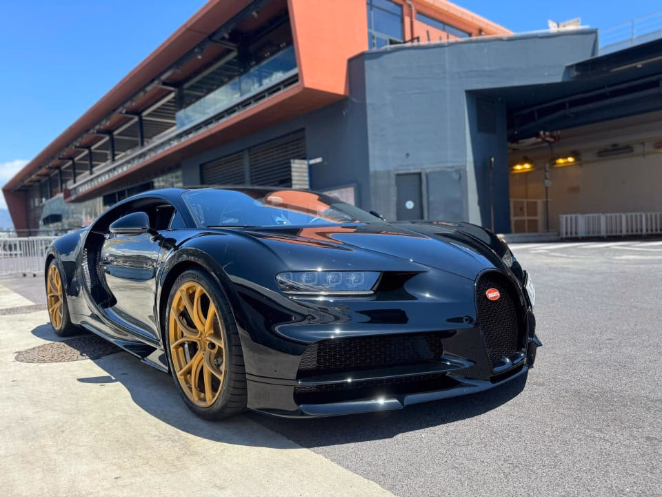 ¿Qué se necesita para rentar un carro en Grecia?