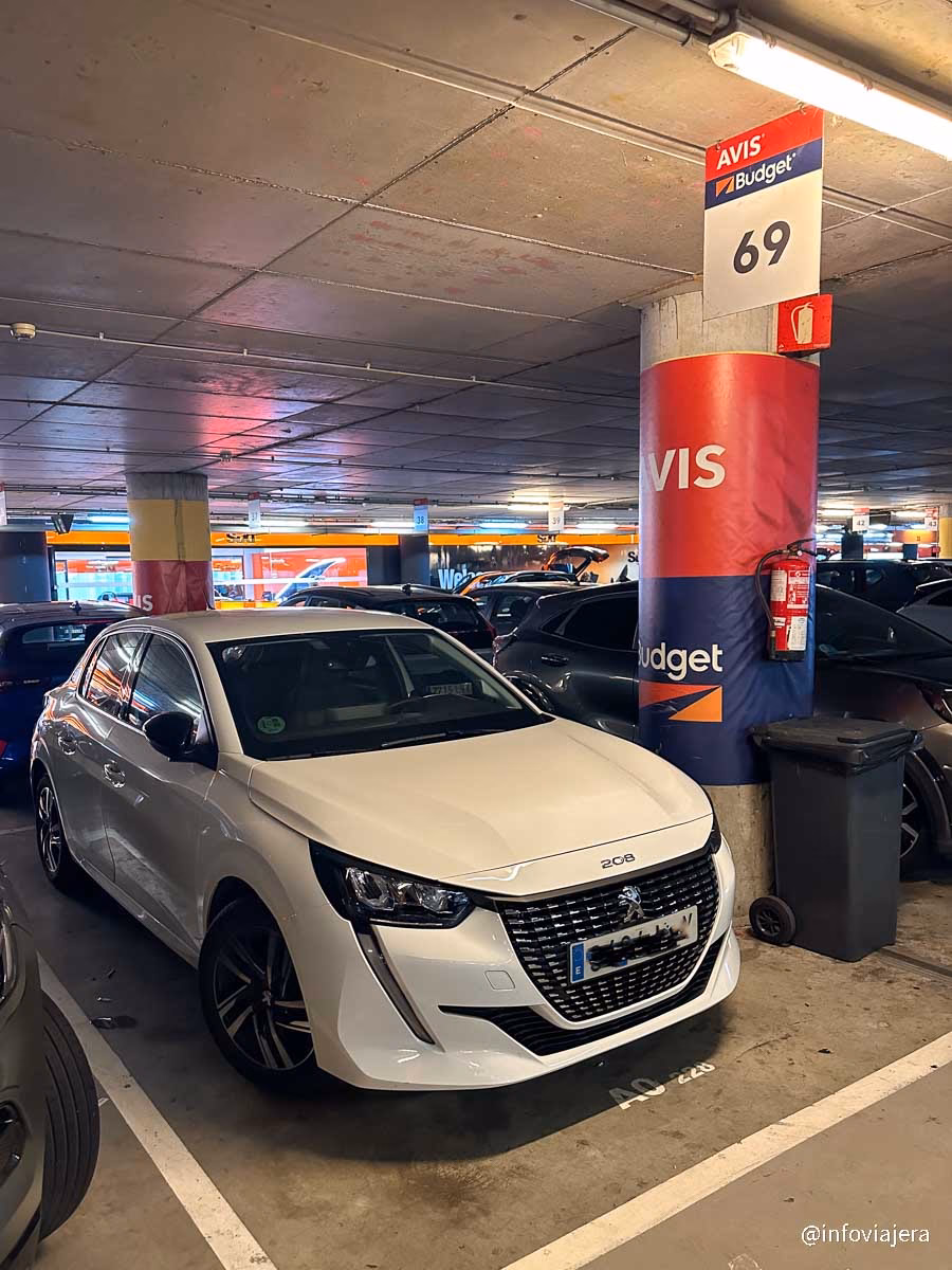 ¿Puedo alquilar un coche y devolverlo en otro país de Europa?