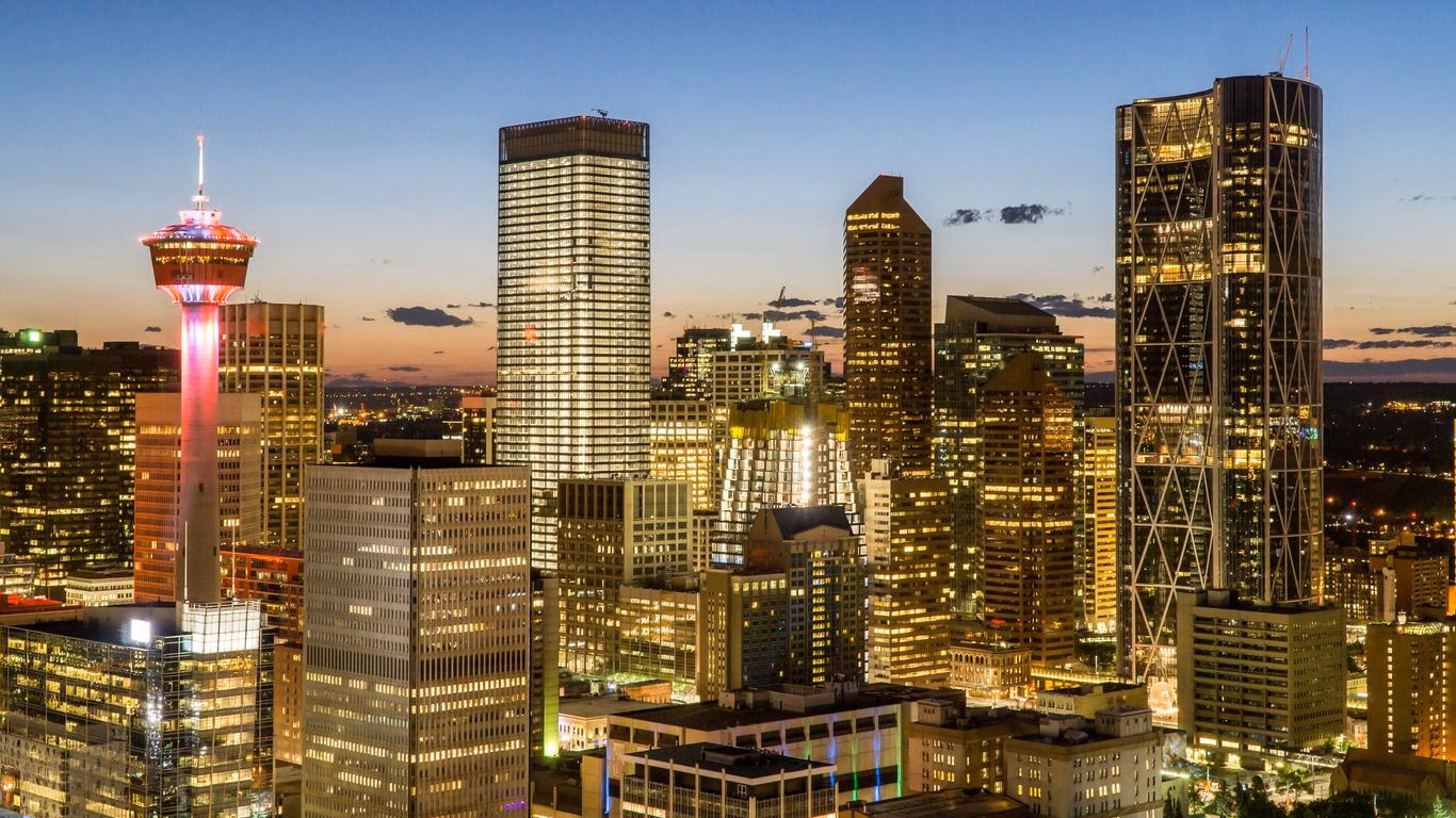 How much does it cost to rent a car in Calgary airport?