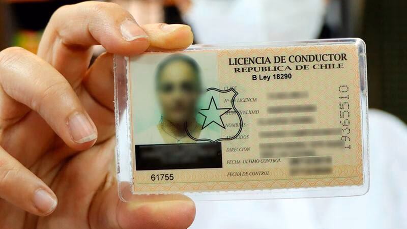 ¿Cómo obtener una super licencia de conducir?