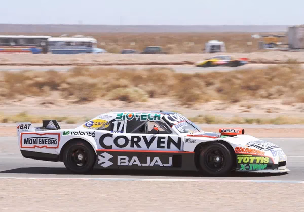 ¿Dónde vive Roberto Angelini?