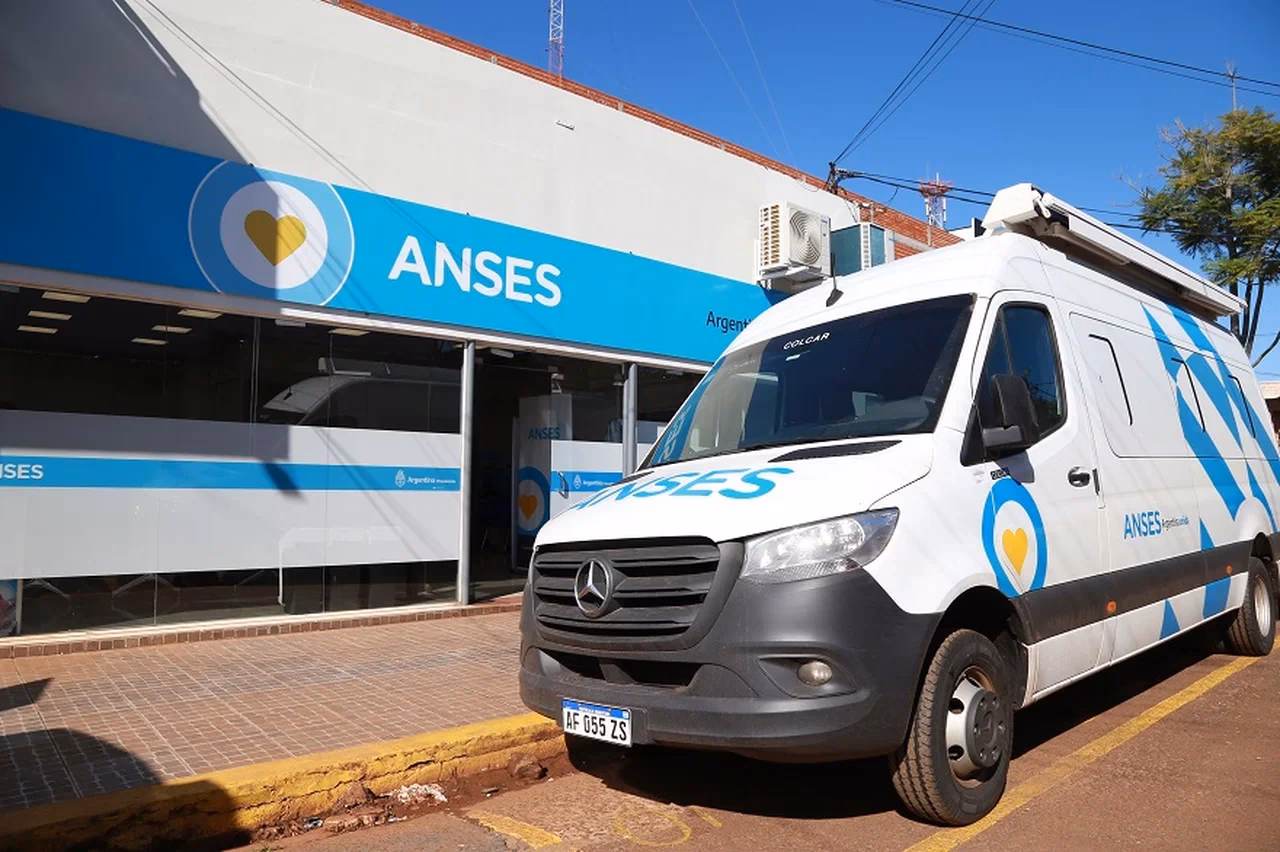 ¿Cuál es el número de solicitud de ANSES?