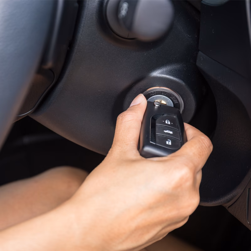 ¿Cómo se dice encender el carro?