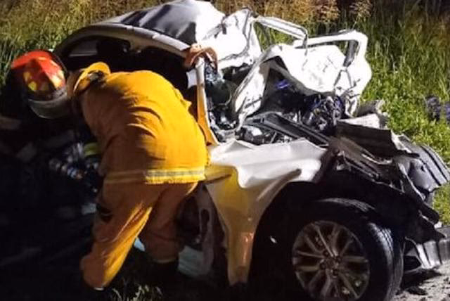 ¿Podrás sobrevivir en un coche que se hunde?