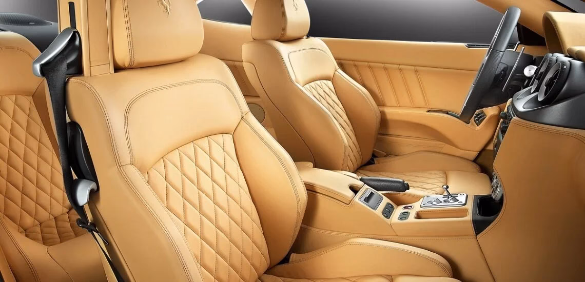 ¿Cuál fue el primer asiento infantil para automóvil?