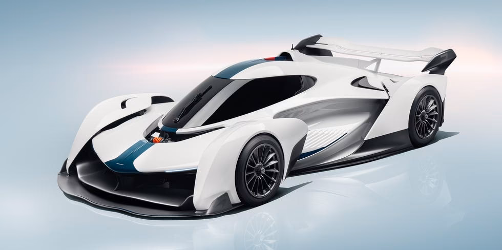 ¿Qué diferencia hay entre un vehículo y un automóvil?