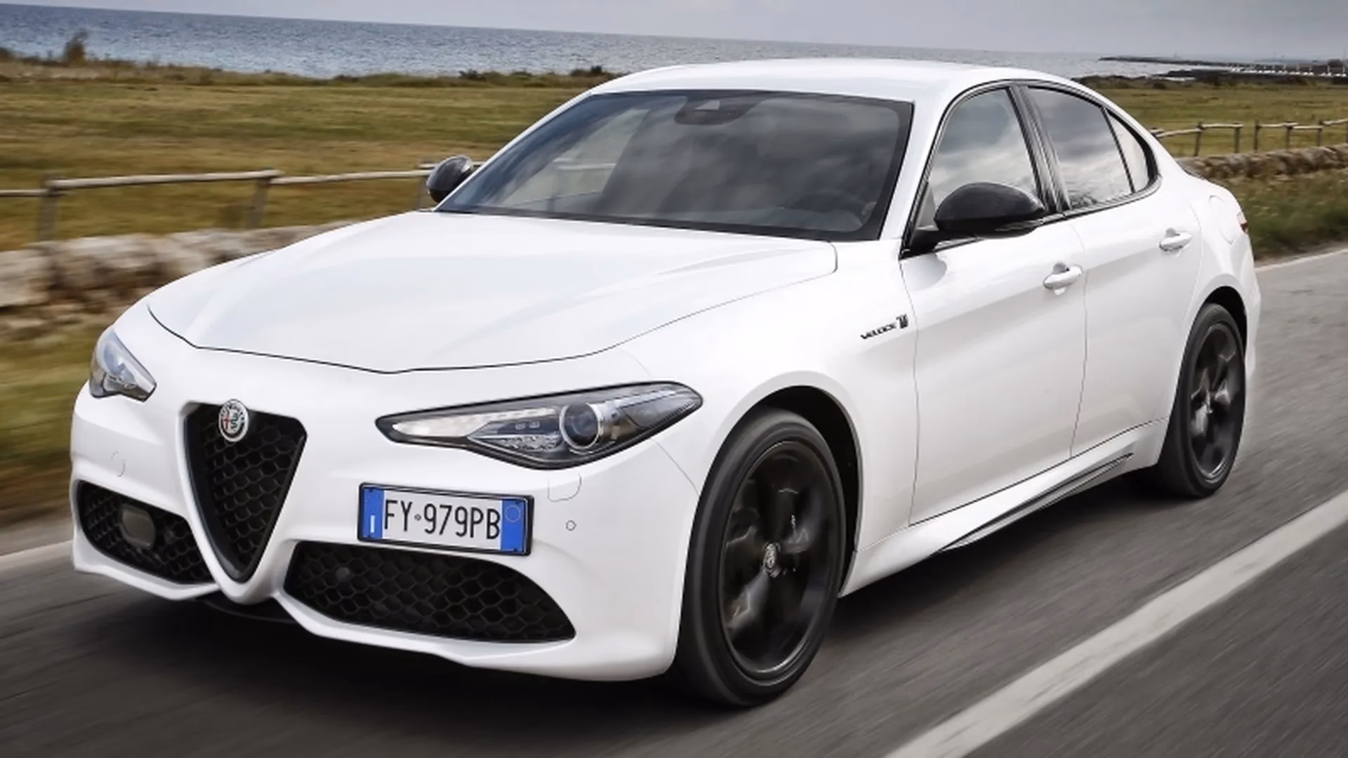 ¿Qué marca de automóviles es Alfa Romeo?