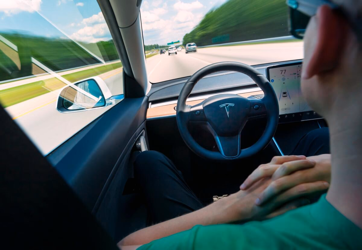 ¿Cuánto cuesta el Tesla autónomo?