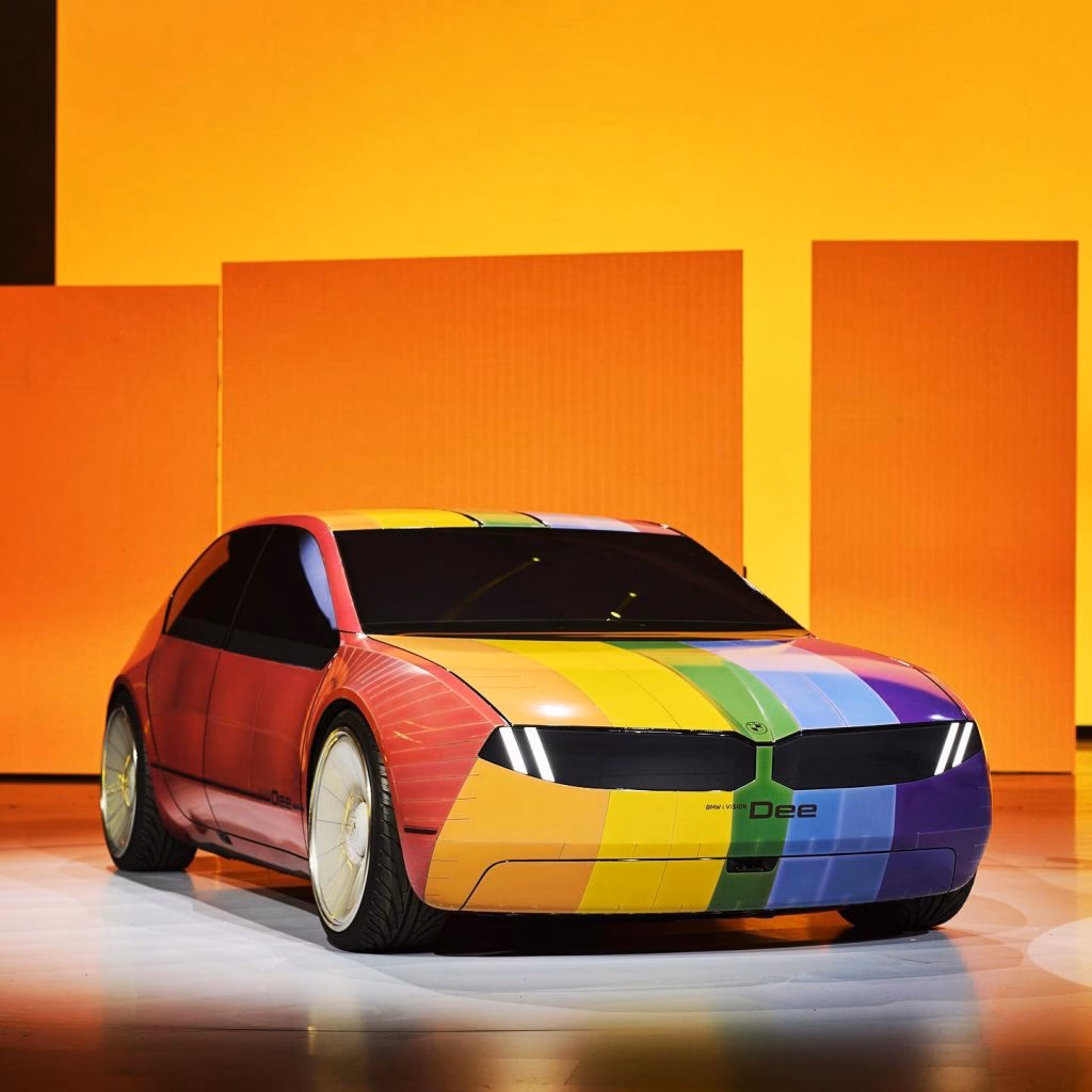 ¿En qué mes cambia el año del modelo de coche?