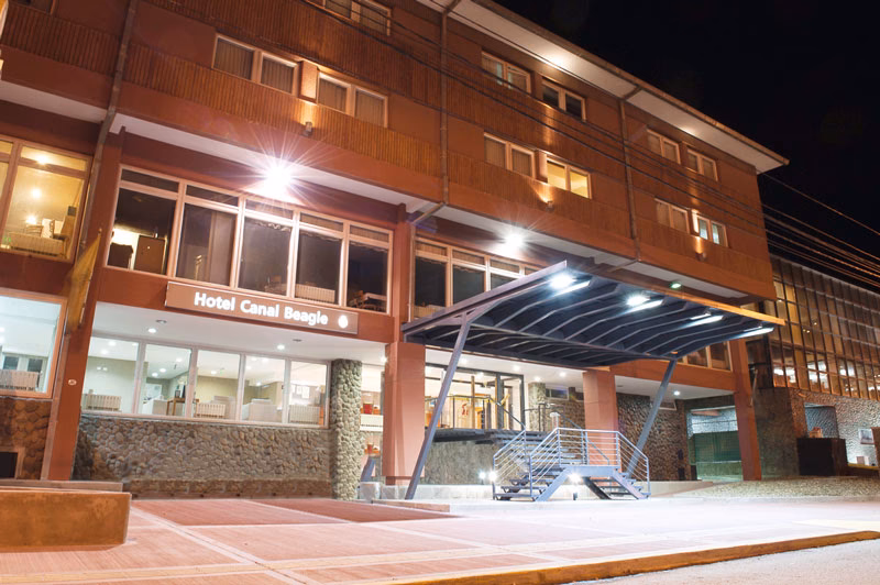 ¿Cuánto vale una noche en Ushuaia Hotel?