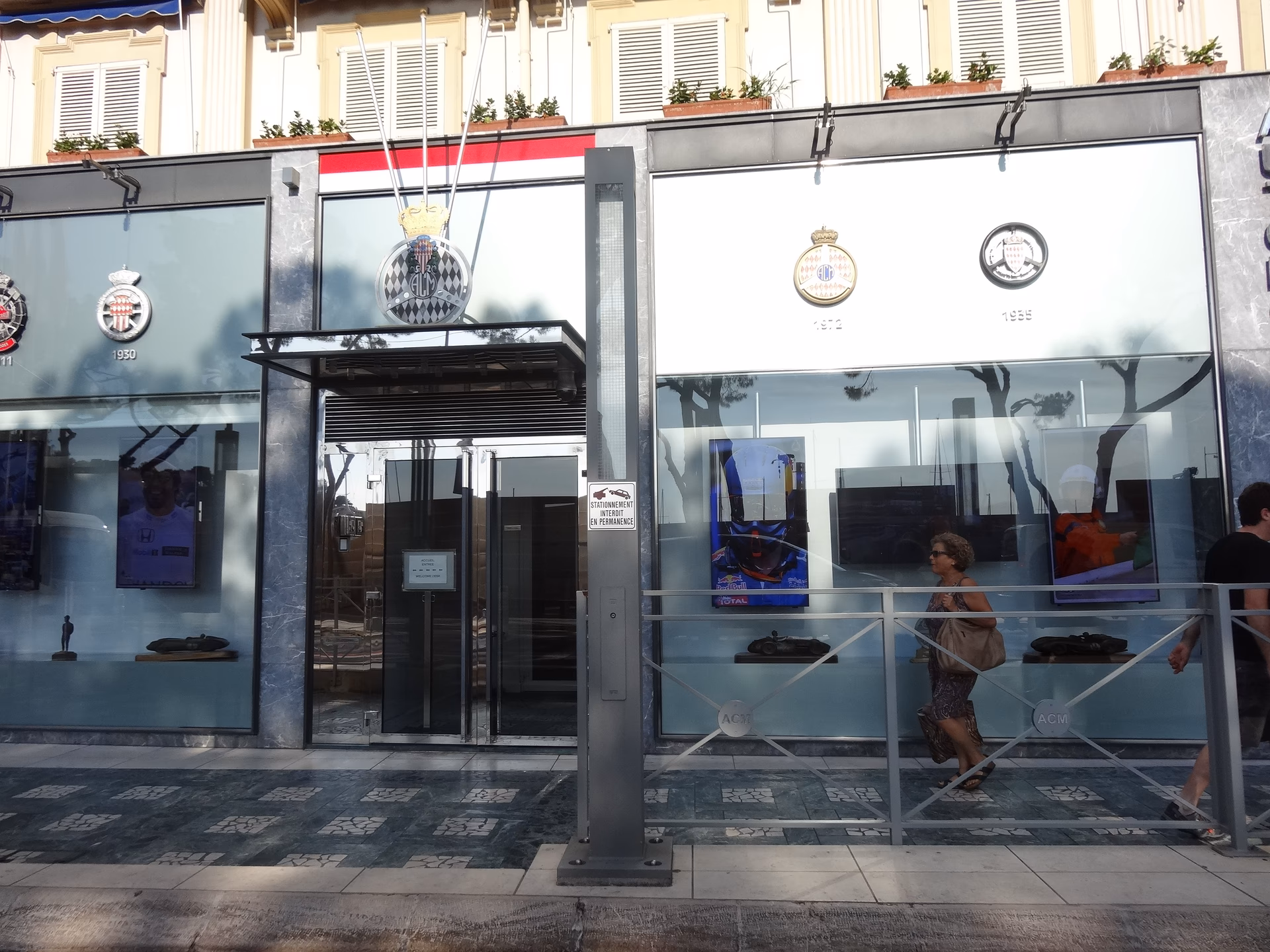 How to join the Automobile Club de Monaco?