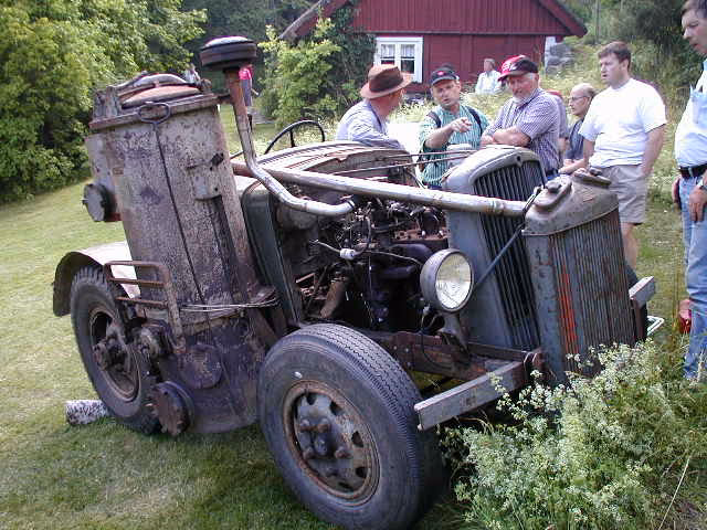 ¿Alguna vez los coches se fabricaron de madera?
