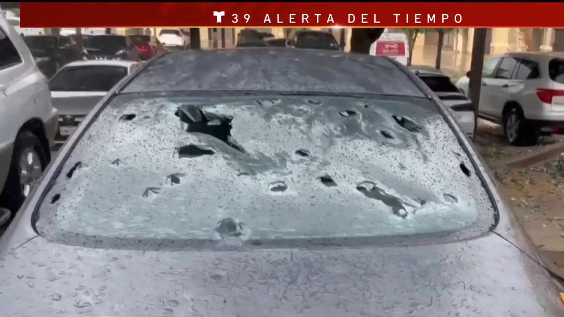 ¿Qué pasa si le cae granizo a mi carro?