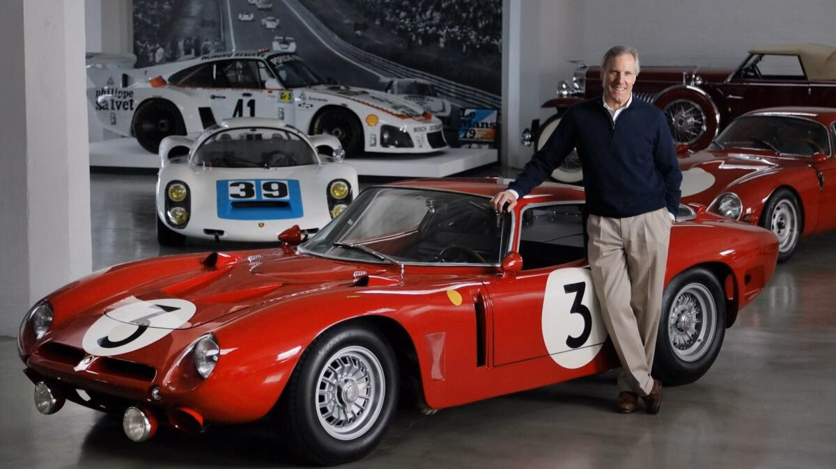 ¿Qué edad tiene Bruce Meyers?