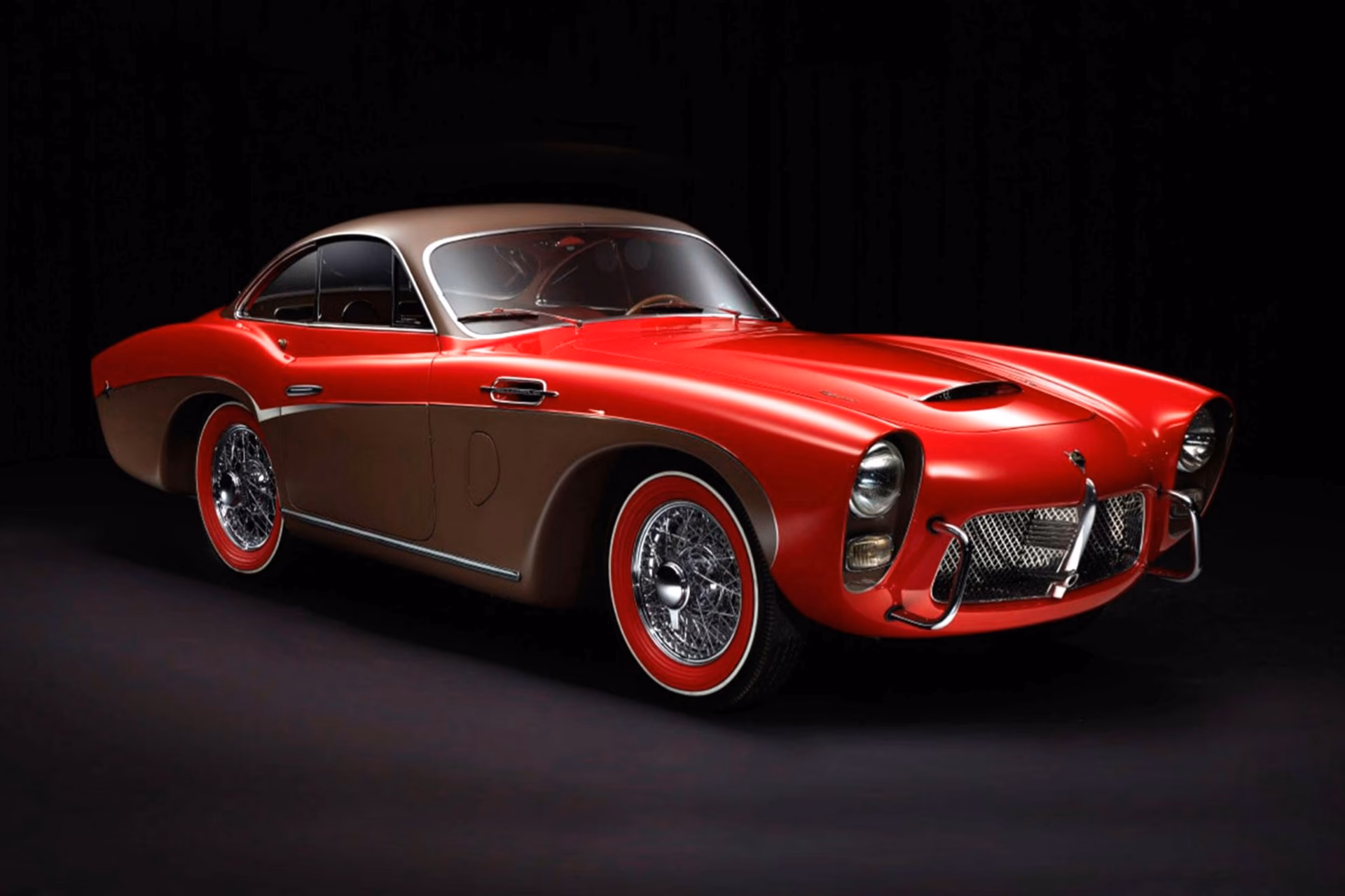 ¿Quién fabrica la marca Pegaso?