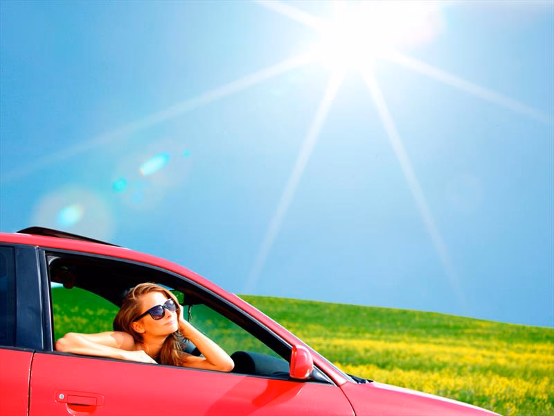 ¿El calor del sol daña un coche?
