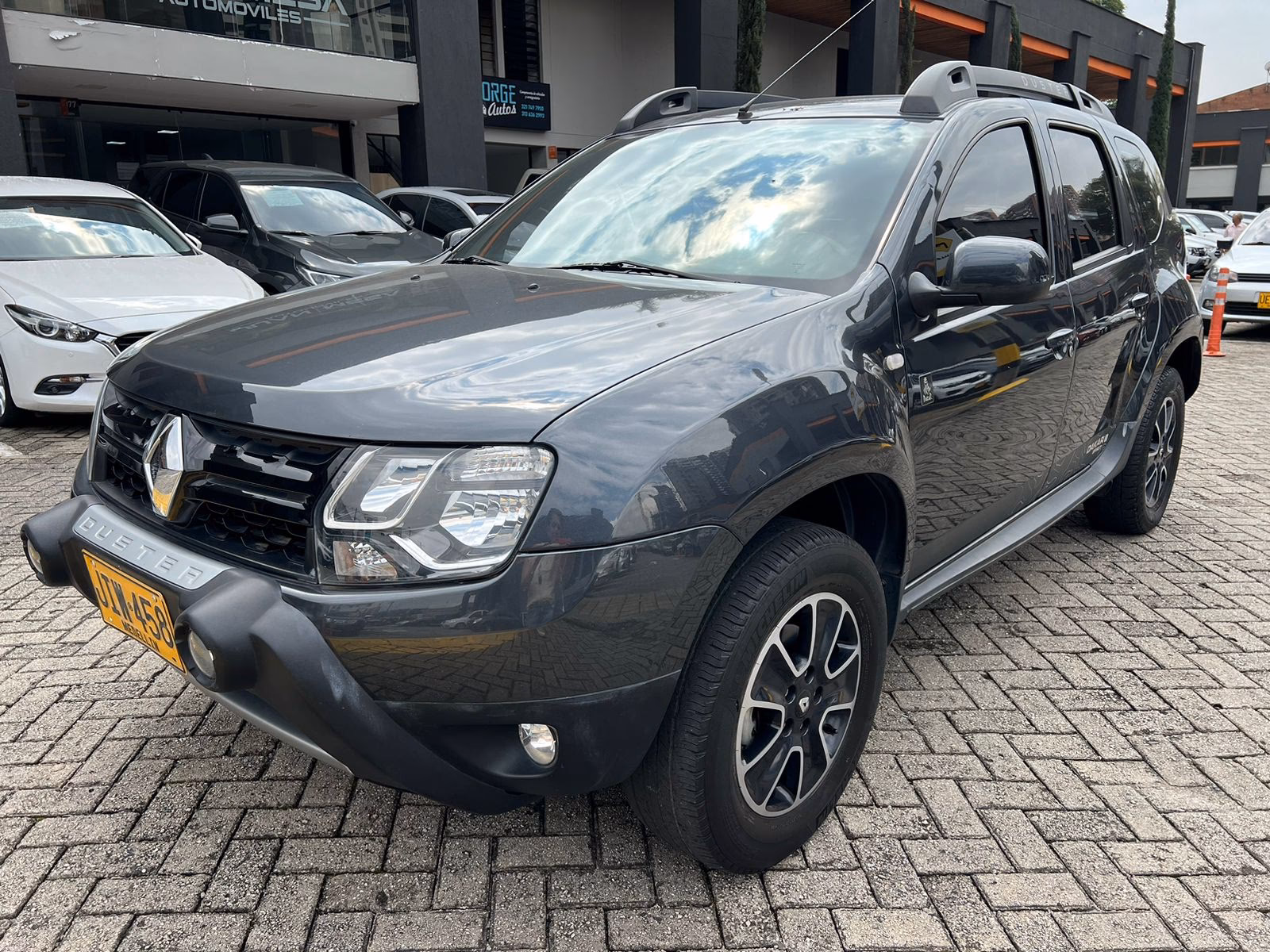 ¿Cuánto cuesta un Duster Renault?