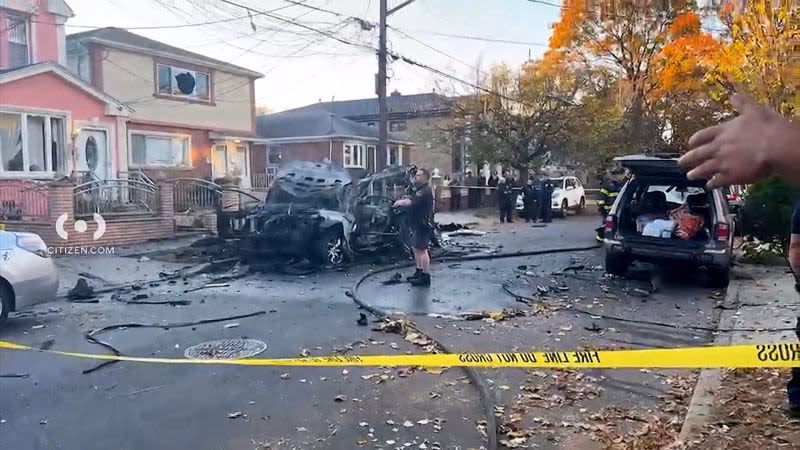 ¿Cuáles son los coches que saltan hacia arriba y hacia abajo?