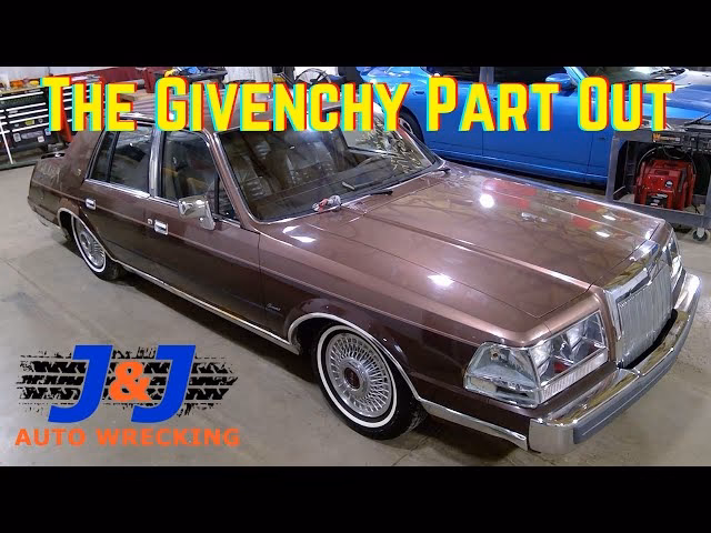 Why did Matthew Williams leave Givenchy?