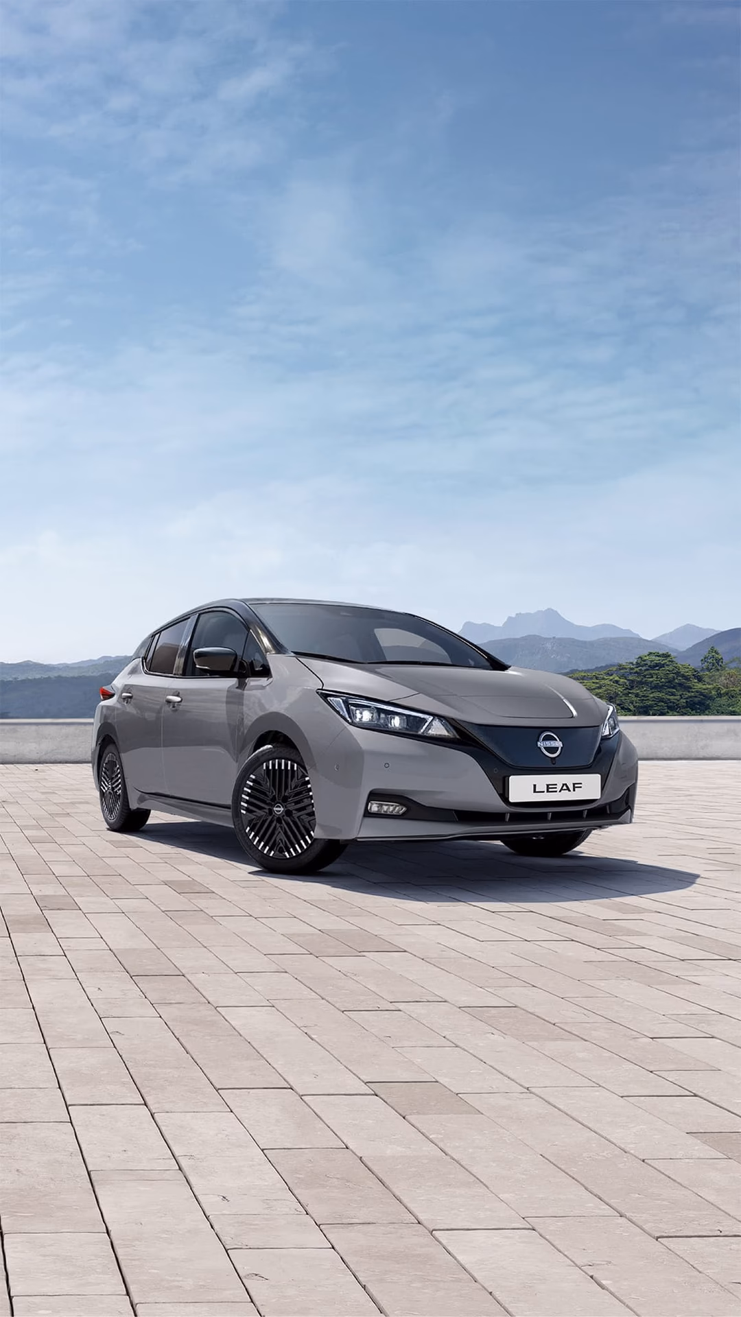 Why is the Nissan Leaf being discontinued?