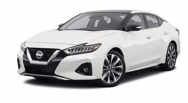 ¿Es bueno el Nissan Maxima?