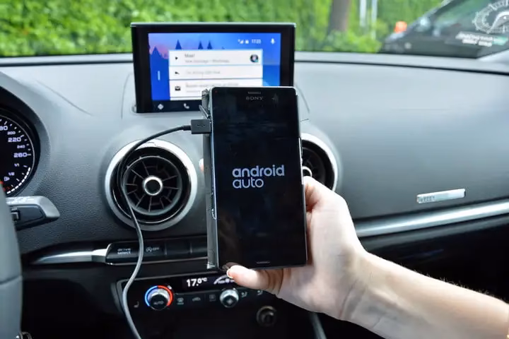 ¿Dónde está Android Auto en móvil?