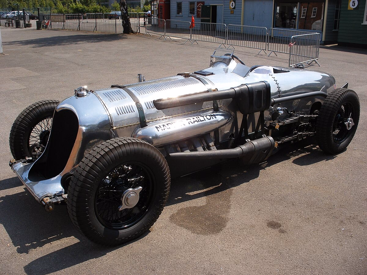 How many Napier railtons were made?