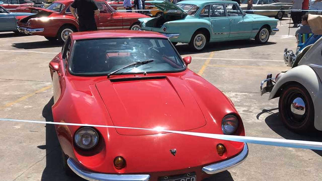 ¿Qué empresa automovilística fabricó el Woody?