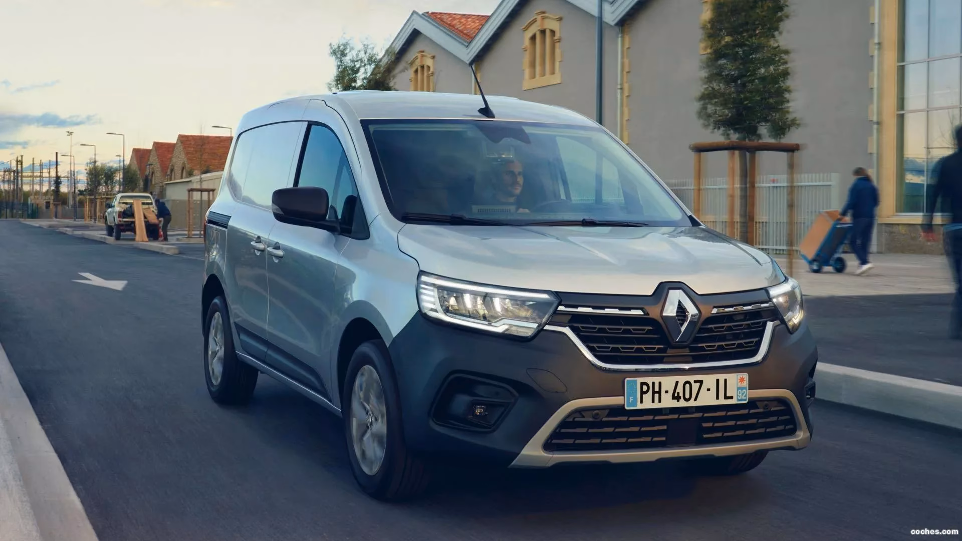 ¿Qué precio tiene el Renault Kangoo?
