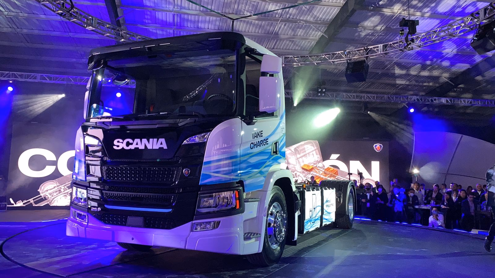 ¿Quién fabrica la marca Scania?