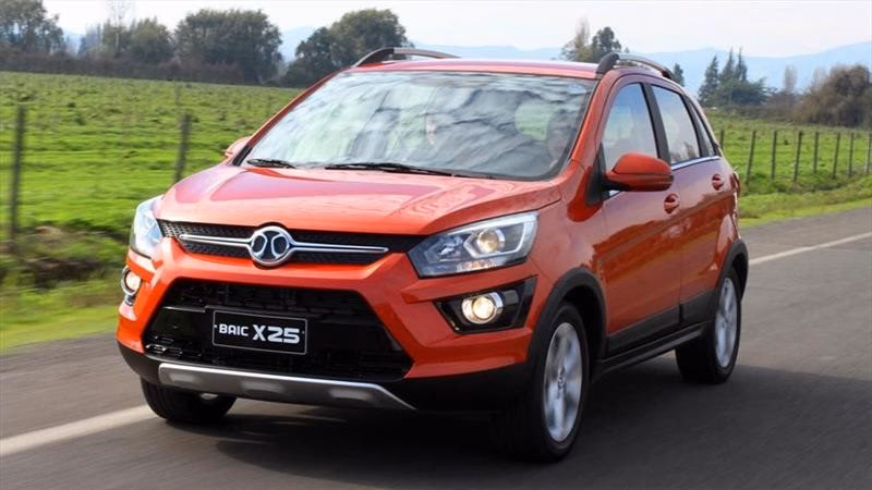 ¿Qué marca es el coche Senova?