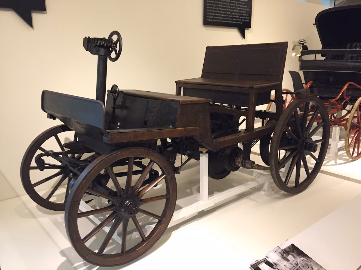 Which scientist discovered the car?