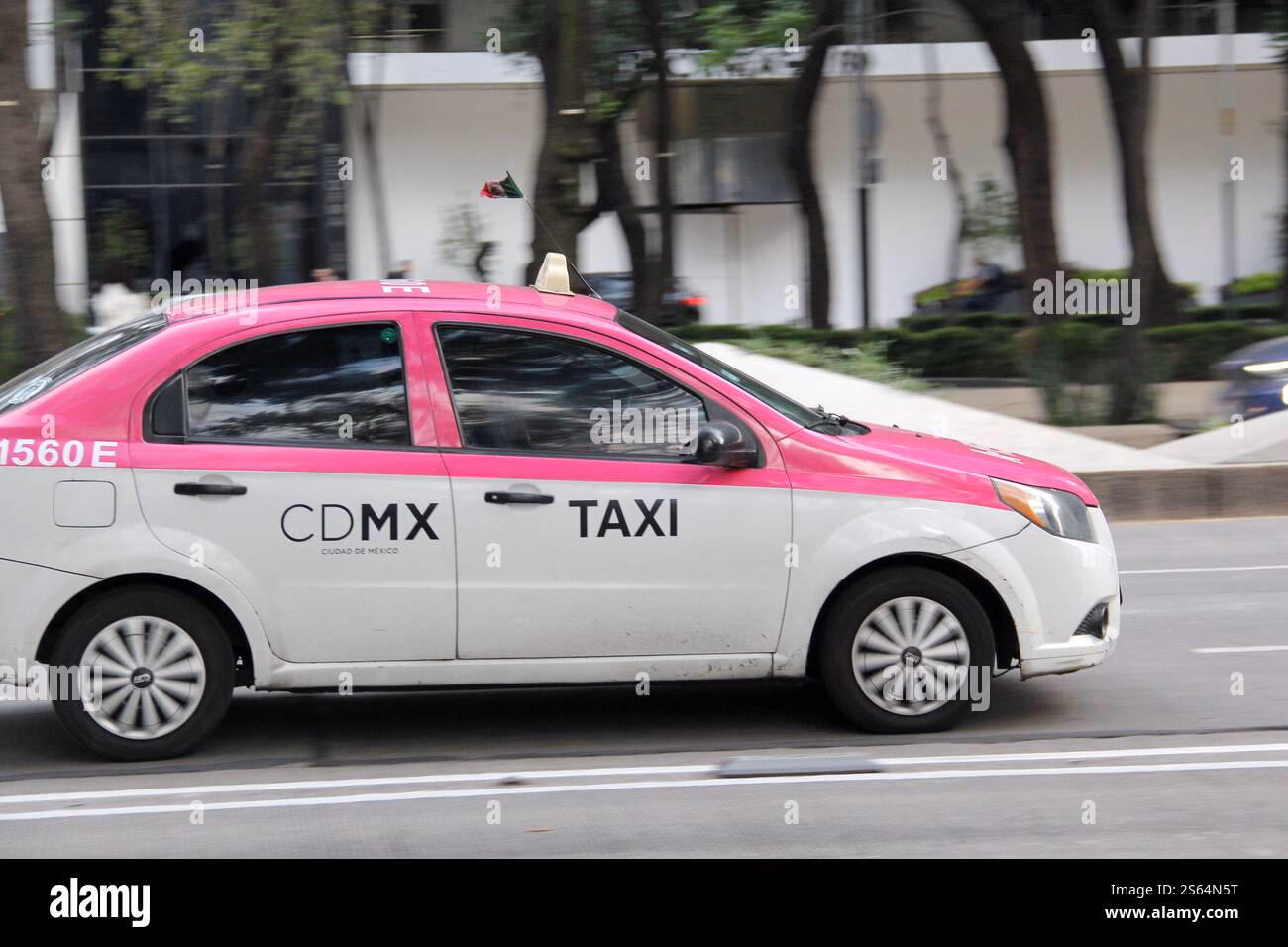 ¿Cuánto me cobra un taxi en la Ciudad de México?