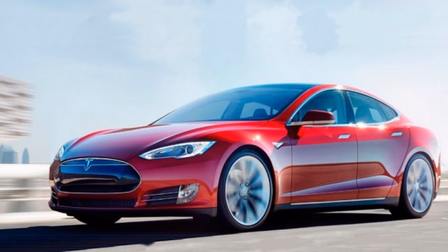 ¿Dónde se fabricó el Tesla?