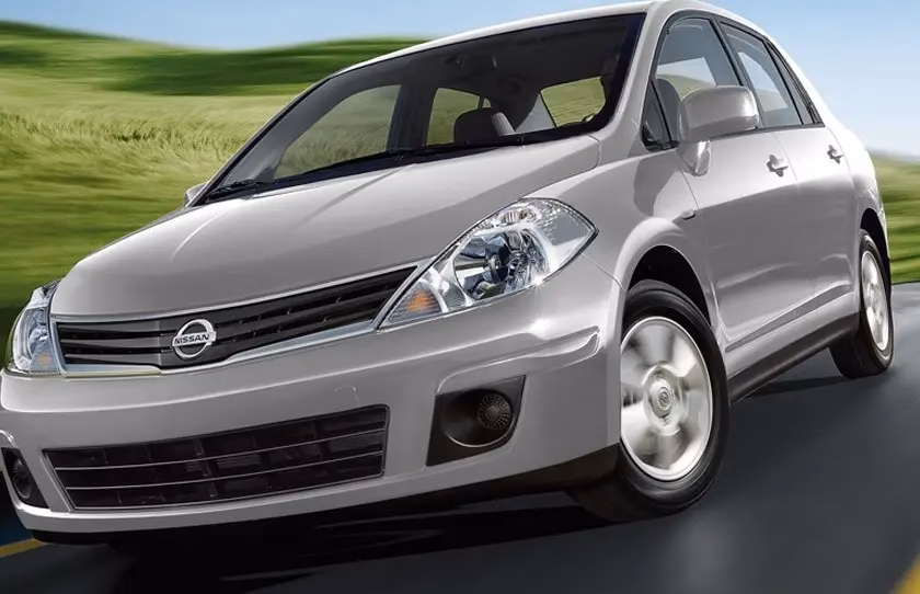 ¿Es bueno o malo el Nissan Tiida?