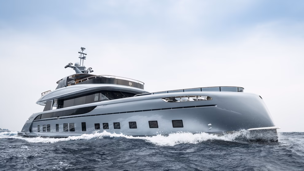 ¿Cómo se llama la parte trasera del barco?