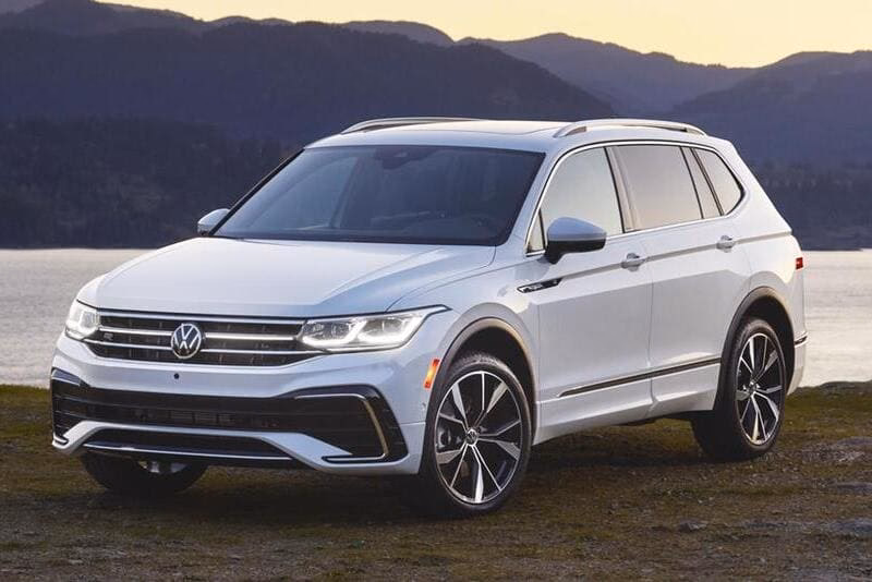 ¿Qué es más limpio, un coche blanco o negro?