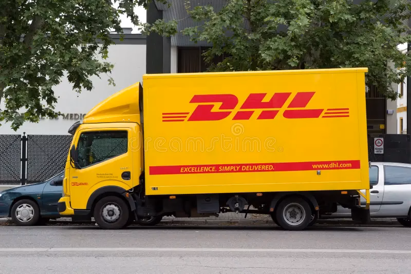 What type of vehicle does DHL use?