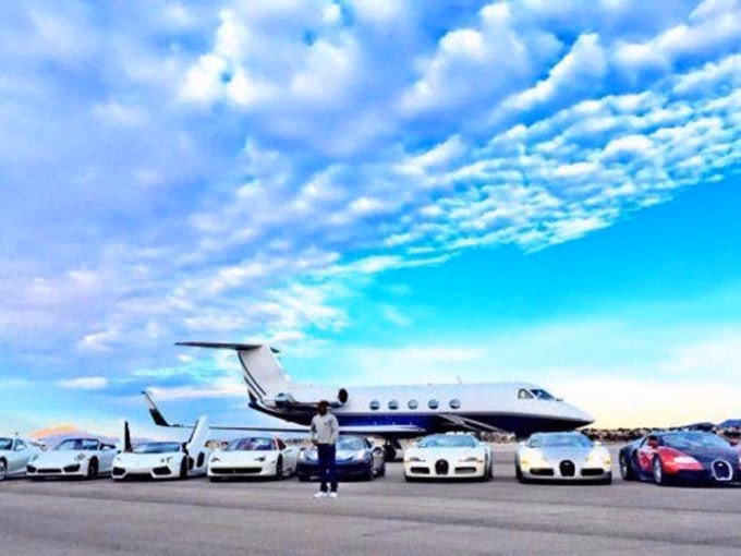 How much did Floyd Mayweather pay for his Bugatti?