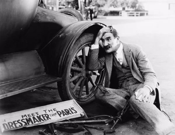 ¿Cómo consultar la historia de los coches clásicos?