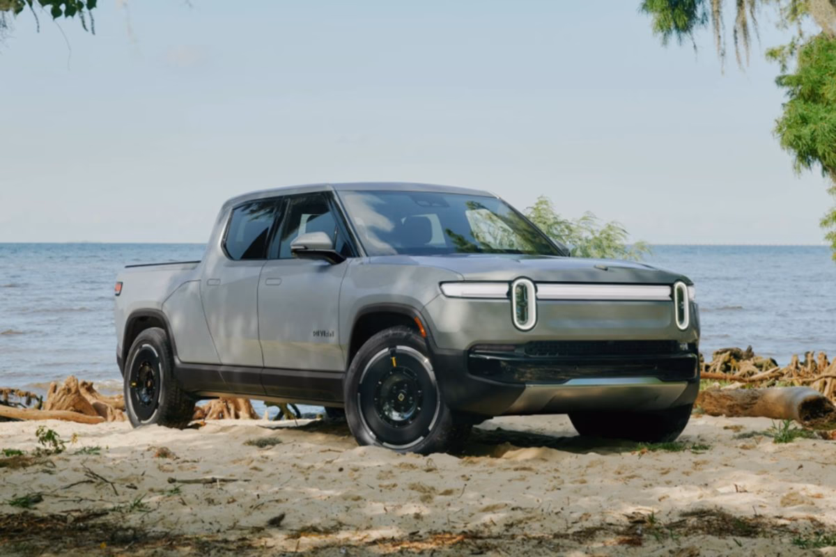 What is the best car for a single female?