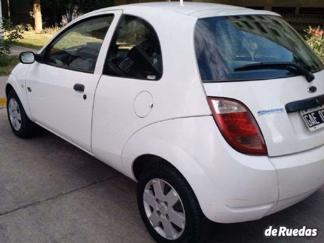 ¿Cuál es el precio de un Ford Ka 2018 base?